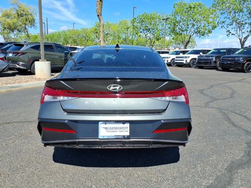 New 2026 Hyundai Elantra SEL Sport FWD image 5