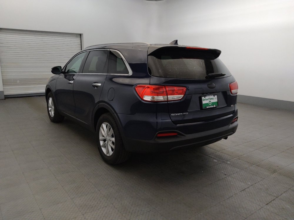 Used 2016 Kia Sorento FWD image 5