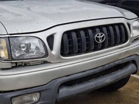 Used 2003 Toyota Tacoma PreRunner image 9