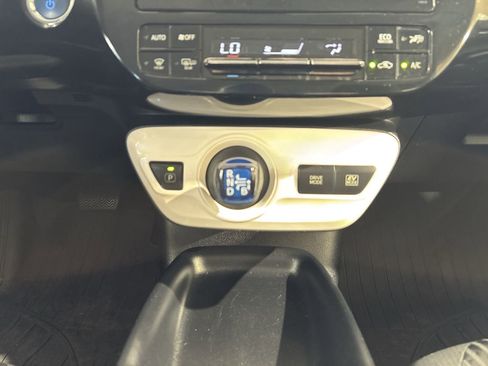 Certified 2018 Toyota Prius Two w/ Prius Two Safety Plus Package image 19