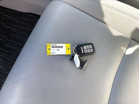 Used 2024 Honda Odyssey EX-L image 32