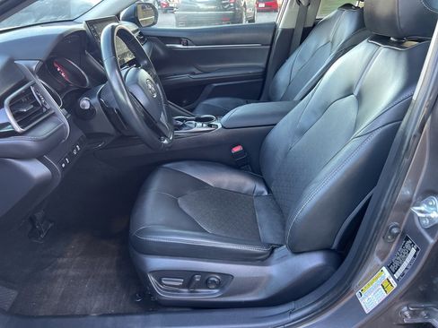 Used 2023 Toyota Camry XSE image 20