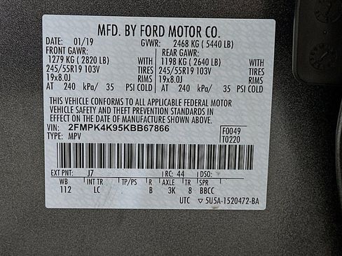 Used 2019 Ford Edge Titanium w/ Cold Weather Package AWD/4WD image 33
