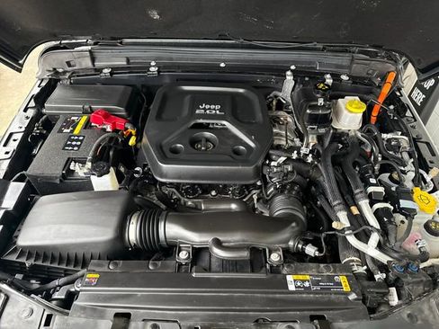 Used 2023 Jeep Wrangler Unlimited image 33