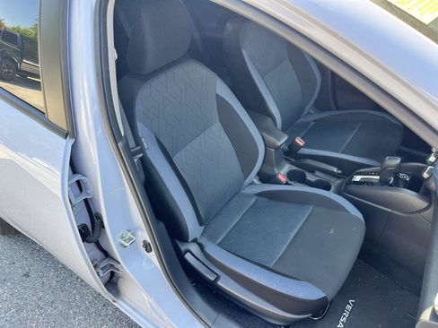 Used 2025 Nissan Versa SV w/ Trunk Package FWD image 14