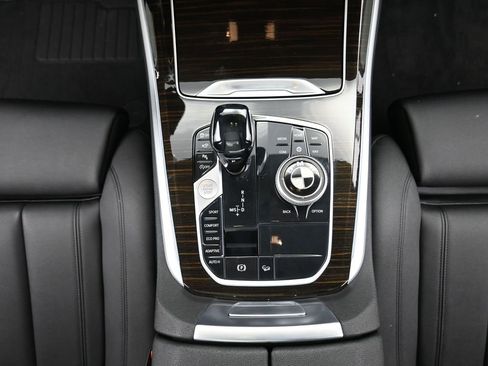 Used 2019 BMW X5 xDrive40i w/ Premium Package 2 image 14