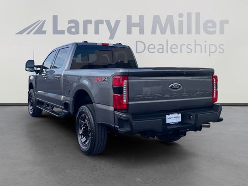 Used 2024 Ford F250 XLT w/ XLT Premium Package AWD/4WD image 3