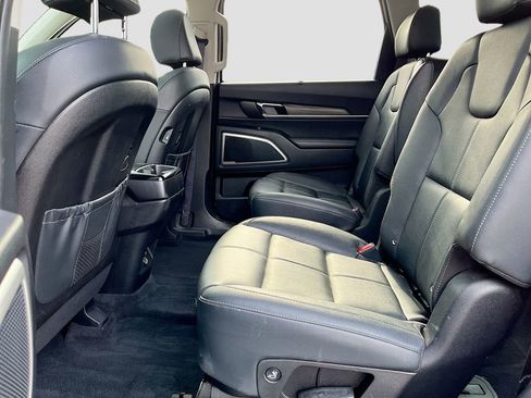 Used 2022 Kia Telluride EX w/ EX Premium Package AWD/4WD image 24