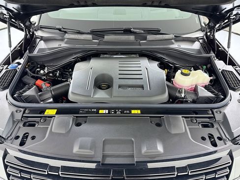 New 2026 Land Rover Range Rover SE AWD/4WD image 30