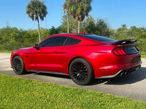 Used 2022 Ford Mustang GT Premium RWD image 6