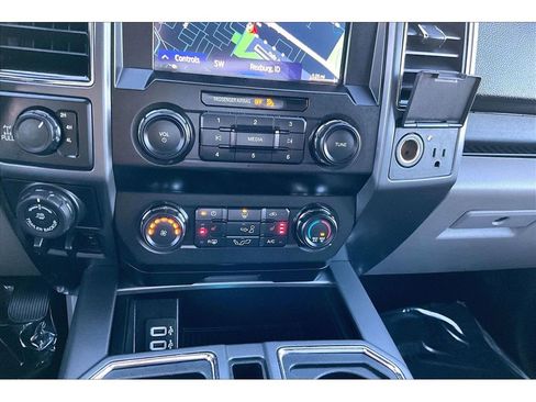 Used 2020 Ford F150 XLT w/ Equipment Group 302A Luxury image 16