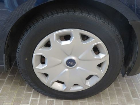 Used 2016 Ford Transit Connect XL image 10