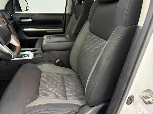 Used 2018 Toyota Tundra SR5 w/ SR5 Upgrade Package RWD image 25