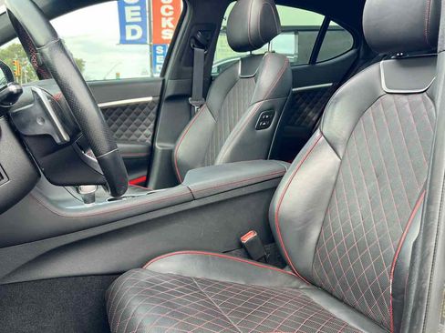 Used 2019 Genesis G70 2.0T Advanced w/ Sport Package image 22