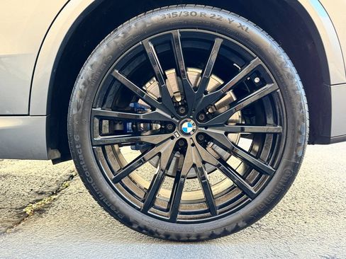 Used 2024 BMW X5 M60i AWD/4WD image 9