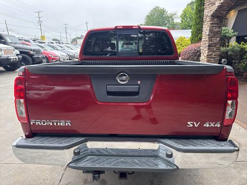 Used 2019 Nissan Frontier SV AWD/4WD image 4
