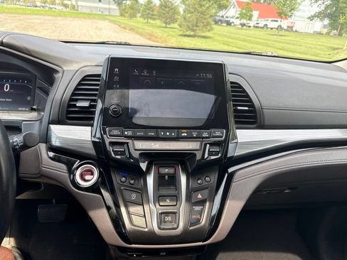Used 2022 Honda Odyssey Elite image 25