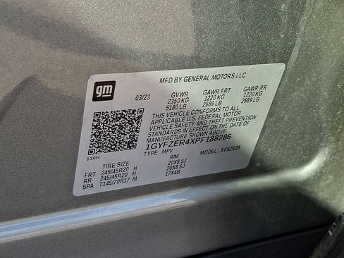 Used 2023 Cadillac XT4 Sport w/ Cold Weather Package FWD image 29
