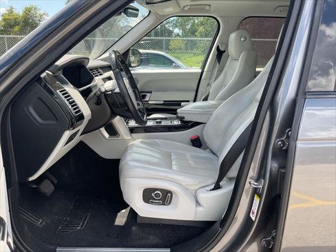 Used 2017 Land Rover Range Rover HSE AWD/4WD image 11