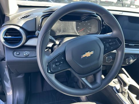 New 2026 Chevrolet Trax LS w/ LS Convenience Package image 10