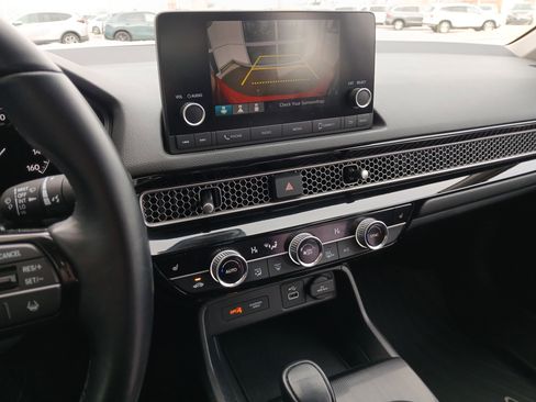 Used 2023 Honda Civic EX image 11
