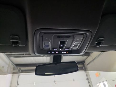 Used 2019 GMC Sierra 1500 SLT w/ SLT Premium Package image 23