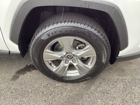 Used 2022 Toyota RAV4 XLE image 35