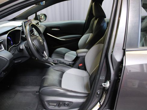 Used 2021 Toyota Corolla XSE FWD image 34