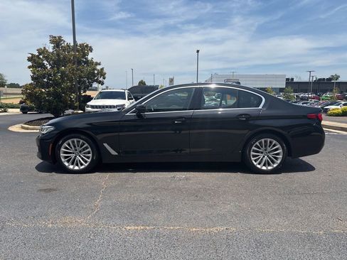Used 2023 BMW 530i w/ Premium Package RWD image 10