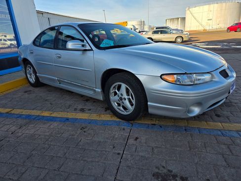 Used 2001 Pontiac Grand Prix GT image 3