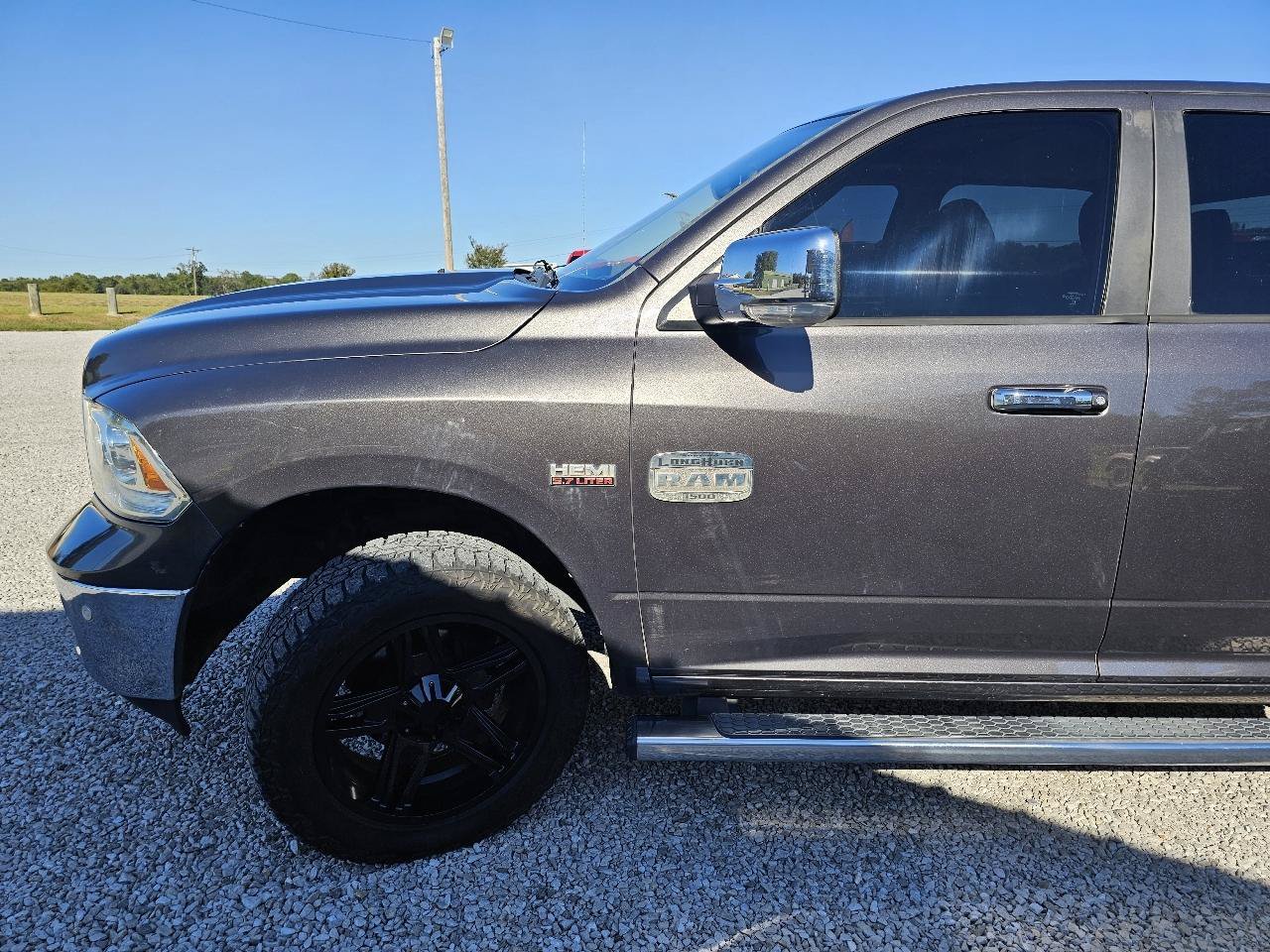 Used 2015 RAM 1500 Laramie Longhorn w/ Convenience Group AWD/4WD image 7