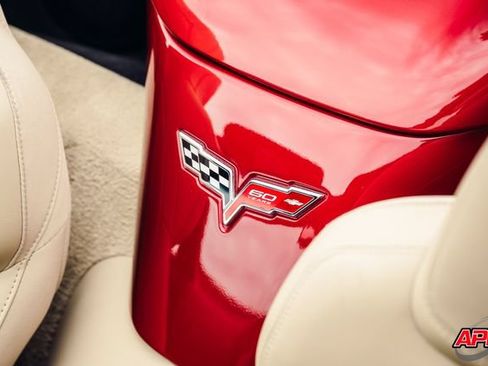 Used 2013 Chevrolet Corvette 427 w/ 1SB Preferred Equipment Group RWD image 75