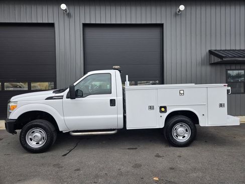 Used 2013 Ford F250 XL image 1