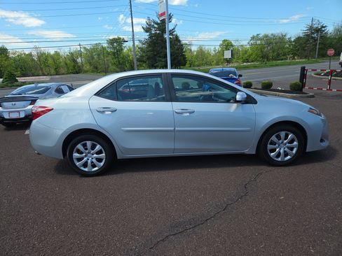Certified 2019 Toyota Corolla LE w/ Body Protection Package FWD image 2