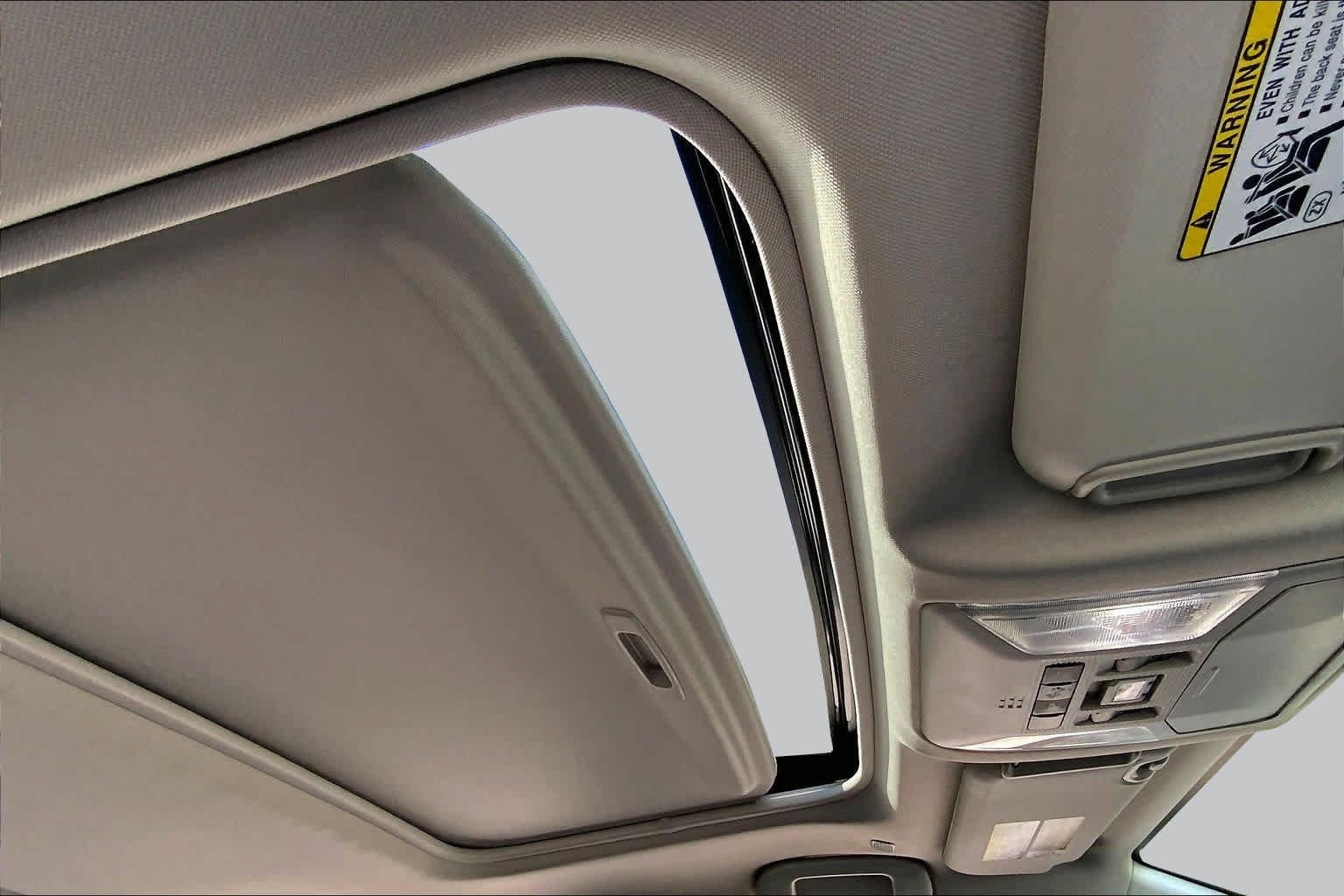 Used 2023 Toyota RAV4 XLE Premium FWD image 13
