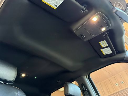 Used 2018 Ford F150 XLT w/ Equipment Group 302A Luxury AWD/4WD image 21