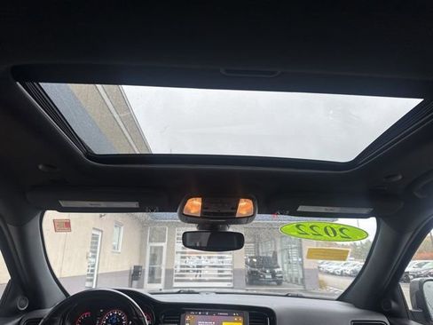 Used 2022 Dodge Durango R/T w/ Tow 'N Go Package image 15