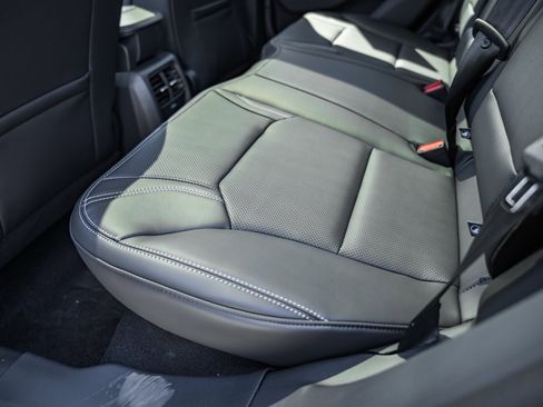 New 2025 Ford Mustang Mach-E Premium image 34