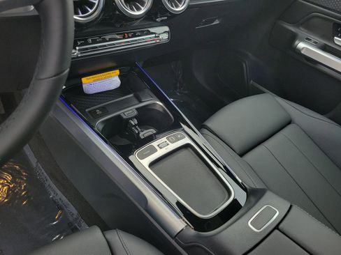 Certified 2025 Mercedes-Benz GLB 250 GLB 250 image 26
