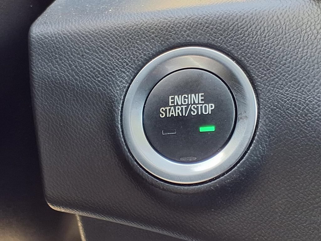 Used 2024 GMC Terrain SLE FWD image 15