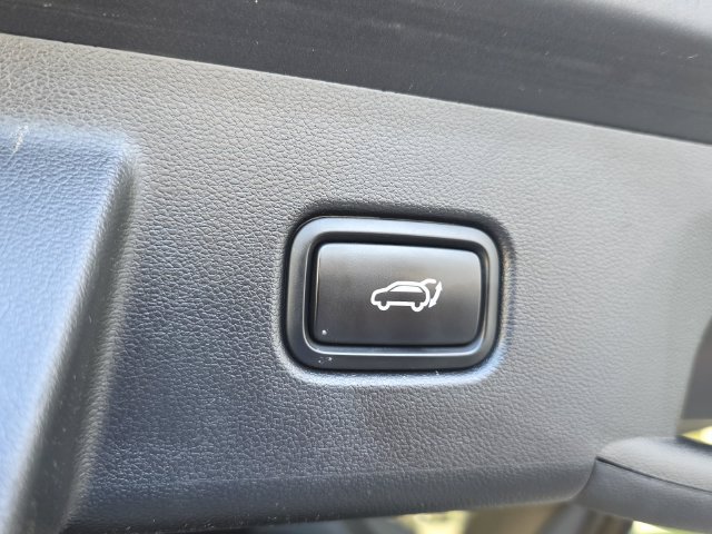 Used 2023 Hyundai Tucson Limited AWD/4WD image 12