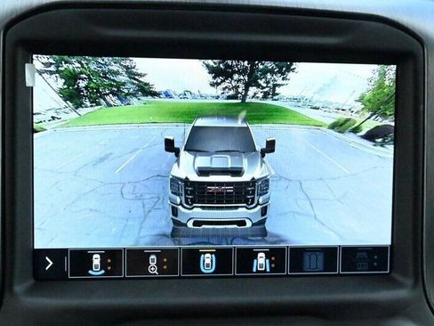 Used 2022 GMC Sierra 3500 Denali w/ Denali Ultimate Package AWD/4WD image 20