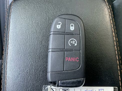 Used 2021 Jeep Compass Limited FWD image 36