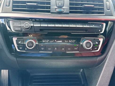 Used 2018 BMW 330e image 17