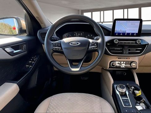 Used 2020 Ford Escape SE AWD/4WD image 6