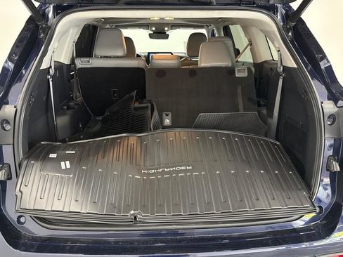 Used 2021 Toyota Highlander Limited image 77