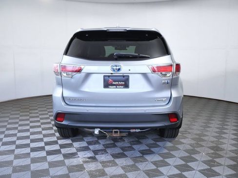 Used 2016 Toyota Highlander Limited Platinum AWD/4WD image 5