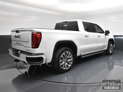 Used 2023 GMC Sierra 1500 Denali w/ Denali Reserve Package AWD/4WD image 52