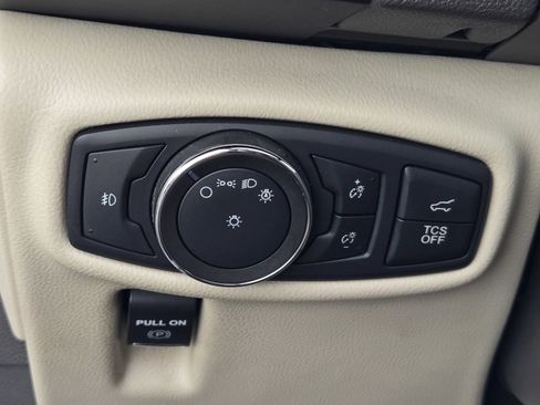 Used 2019 Lincoln Nautilus Reserve AWD/4WD image 25