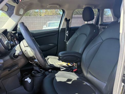 Used 2015 MINI Cooper 4-Door Hardtop FWD image 10